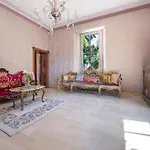 Historic Argegno Villa Dizzasco