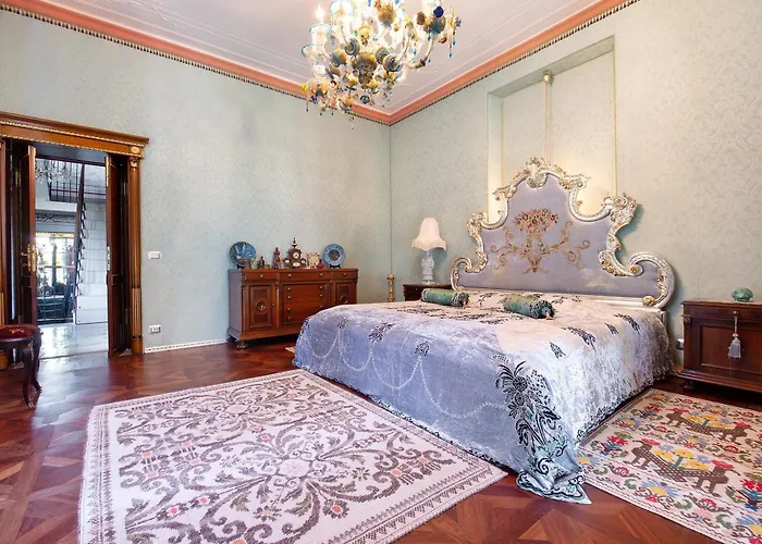 Historic Argegno Вилла *